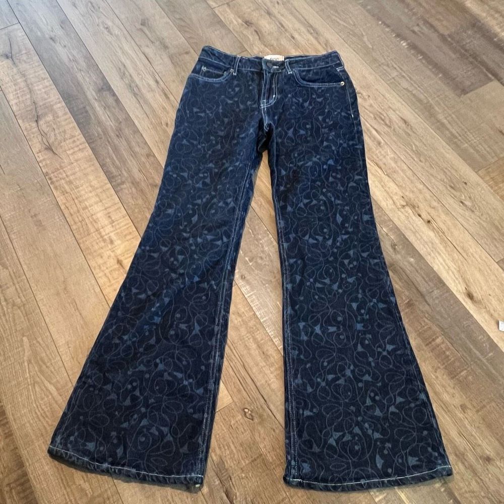 Urban Outfitters BDG Low Rise Flare
Jeans Women's Size 27 Dark Wash
Print - Picture 2 of 13